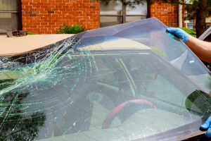 Replacing your windscreen and auto glass